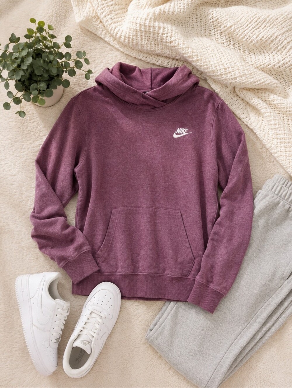 Women's Nike Purple/mauve Pullover Sweatshirt Size Medium